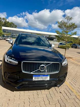VOLVO XC90 2.0 T8 HYBRID R-DESIGN AWD GEARTRONIC VOLVO XC90 2.0 T8 HYBRID R-DESIGN AWD GEARTRONIC